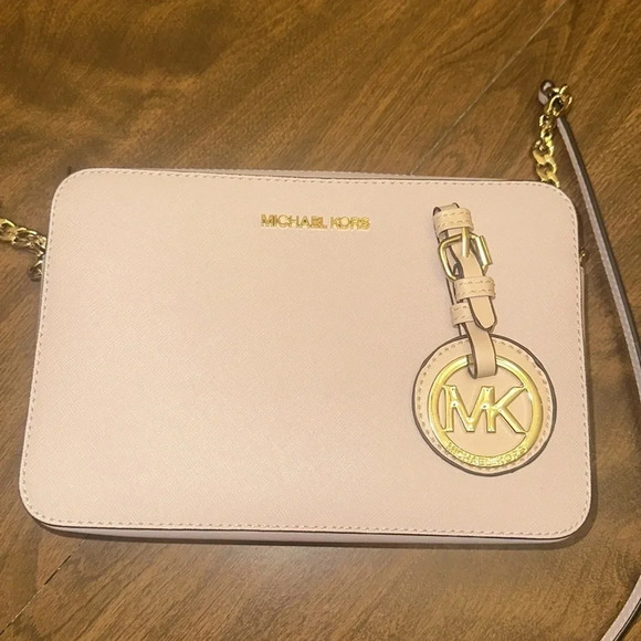 Michael Kors Gold & Leather Keychain Hangtag/Purse Charm - Picture 4 of 5